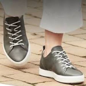 ECCO Women's Street Tray Tie Sneaker 7